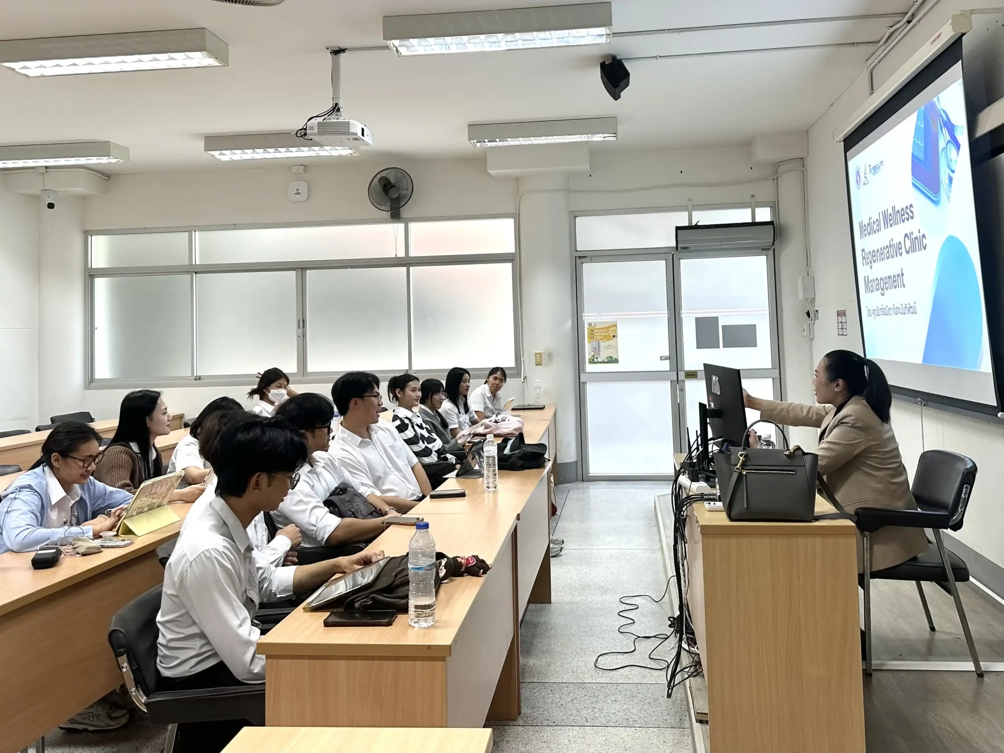 AHChiangmai Special lecture Chiang Mai University01